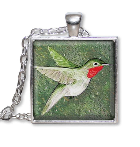 Pretty Hummingbird in Green