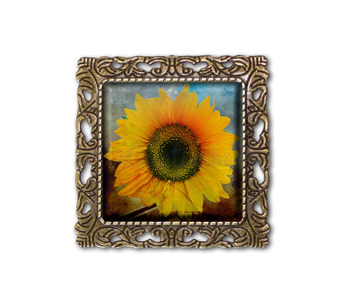 Splendid Sunflower Motif Flower