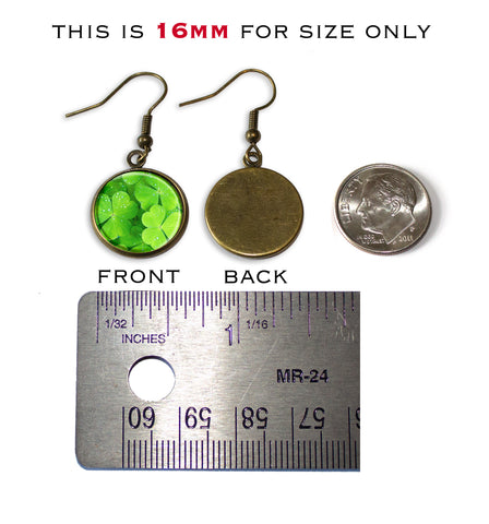 Green Shamrock Pattern [earrings]