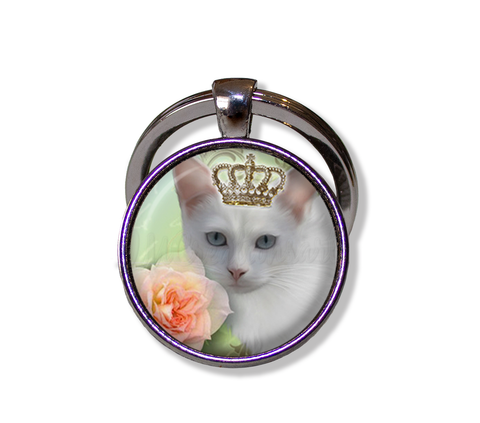 White Cat Crowned